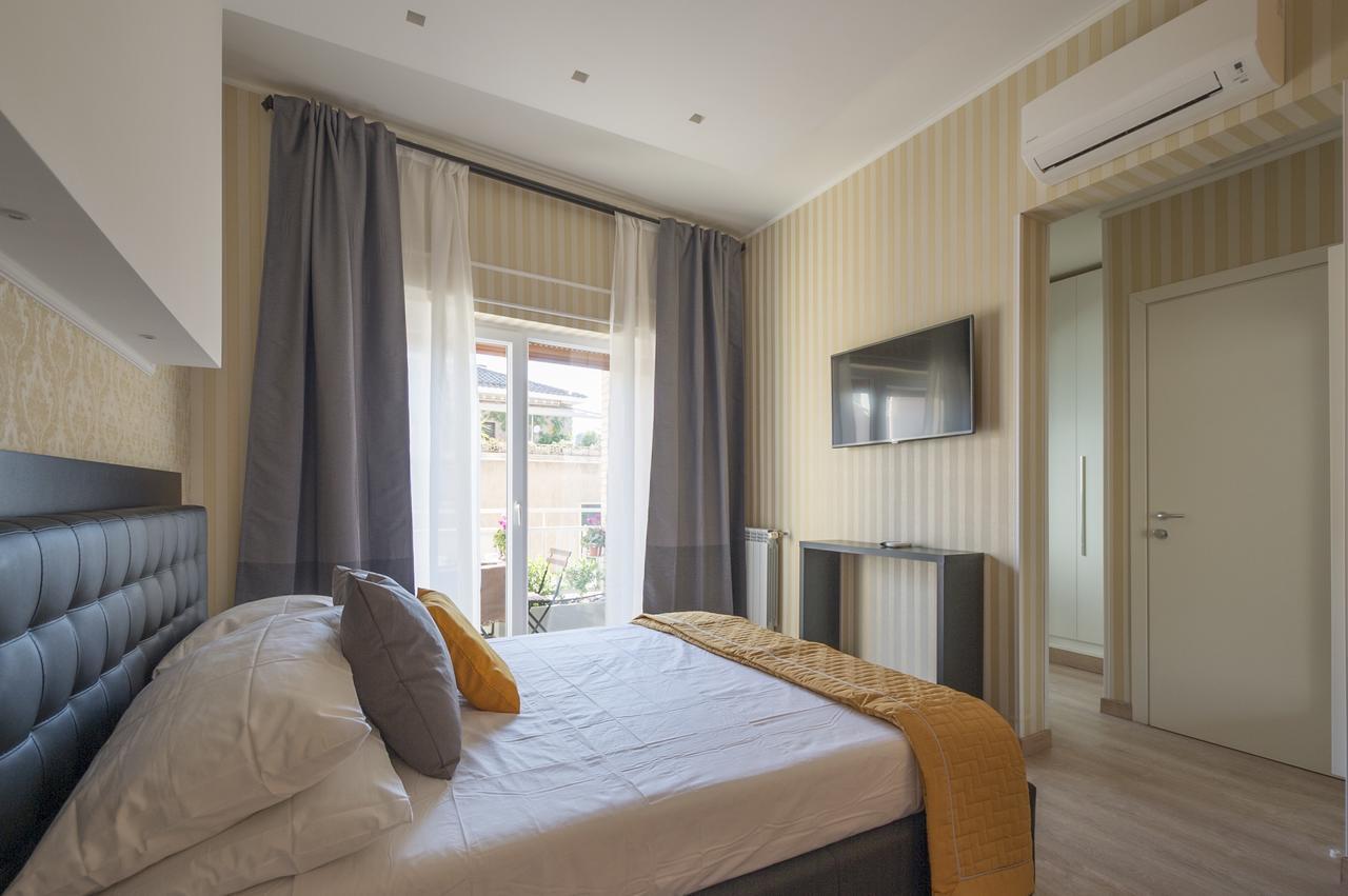 Happy Holiday In Rome B&B Ngoại thất bức ảnh