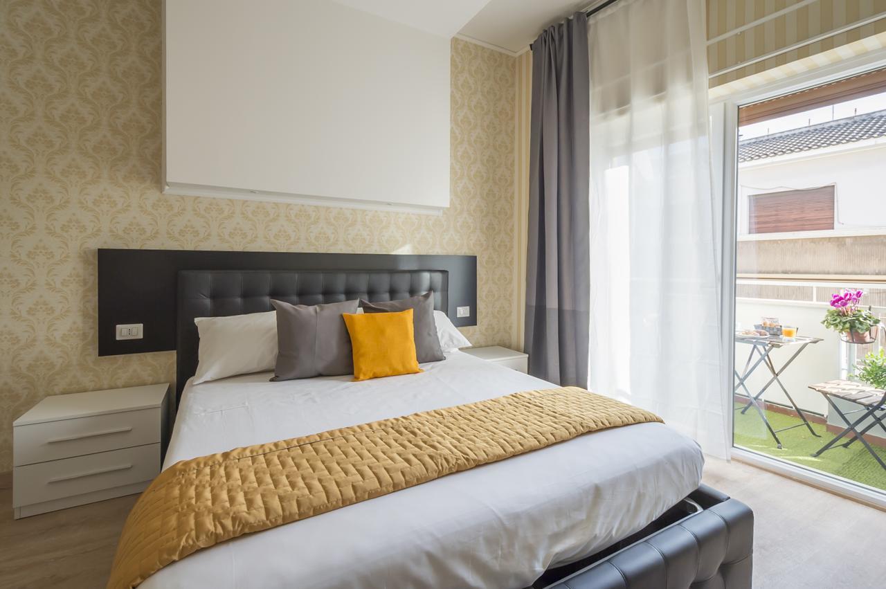 Happy Holiday In Rome B&B Ngoại thất bức ảnh