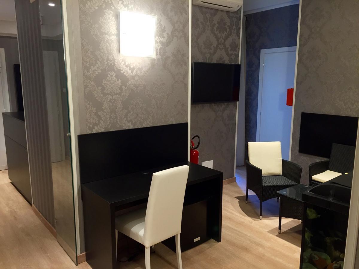 Happy Holiday In Rome B&B Ngoại thất bức ảnh