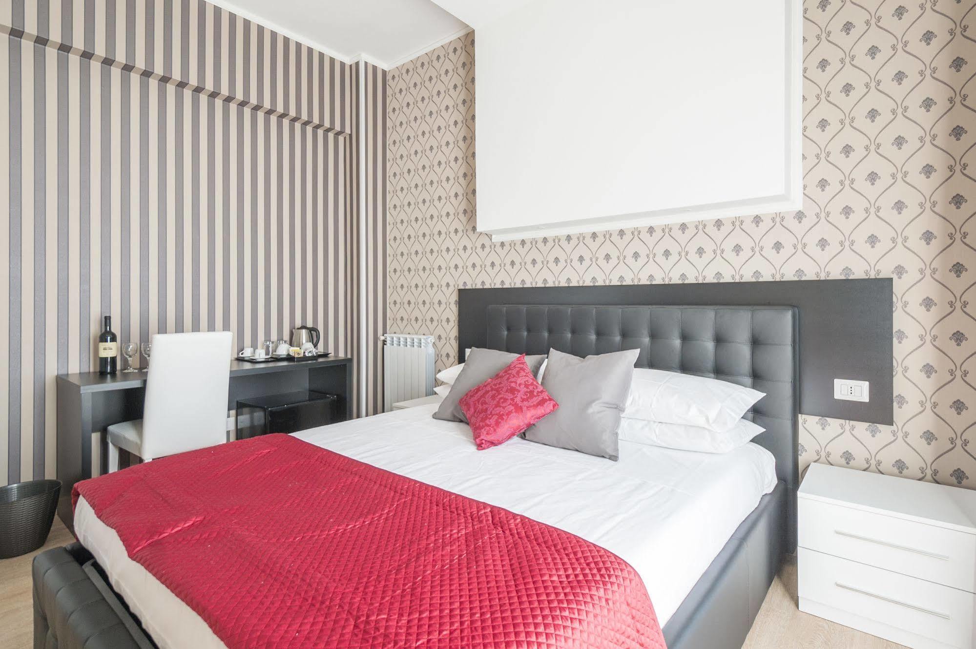 Happy Holiday In Rome B&B Ngoại thất bức ảnh